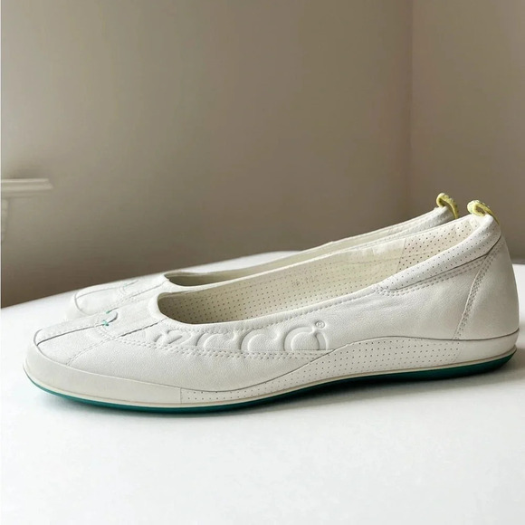 Ecco Lite Skimmer Flats Off White size 38 Womens Comfort Coastal - Picture 3 of 12